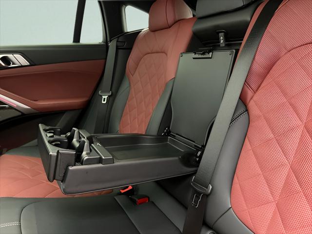 2025 BMW X6 xDrive40i