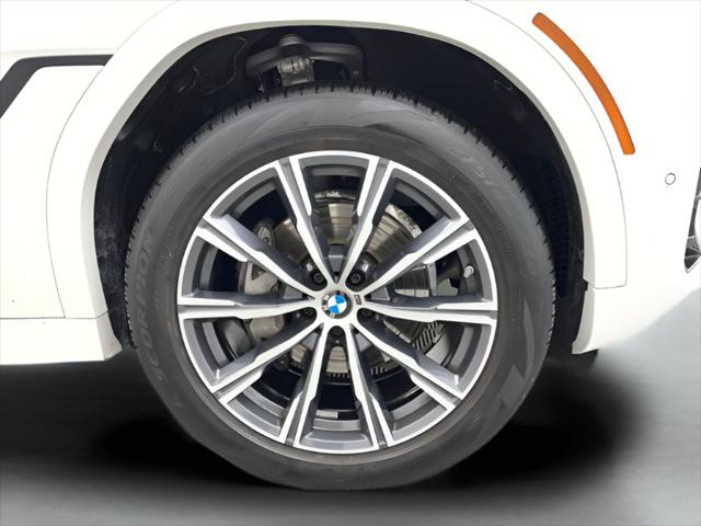2025 BMW X6 xDrive40i