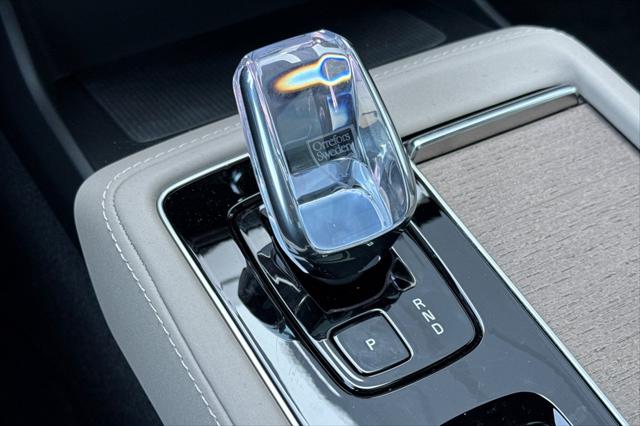 2026 Volvo XC90 Plug-In Hybrid Plus, T8 AWD, Electric/Gasoline, Bright, 7 Seats
