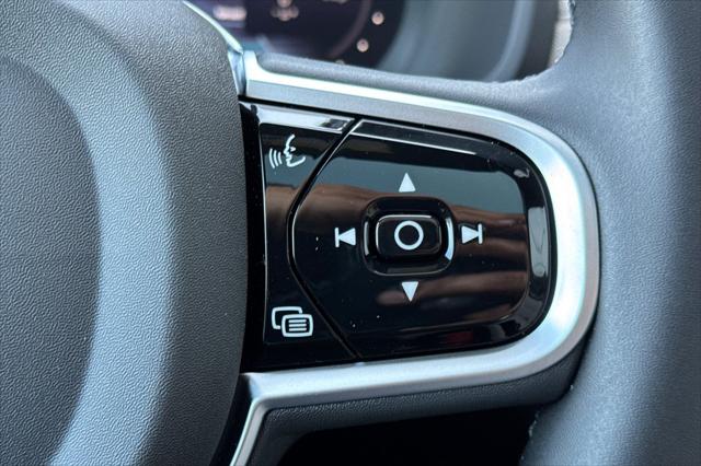 2026 Volvo XC90 Plug-In Hybrid Plus, T8 AWD, Electric/Gasoline, Bright, 7 Seats