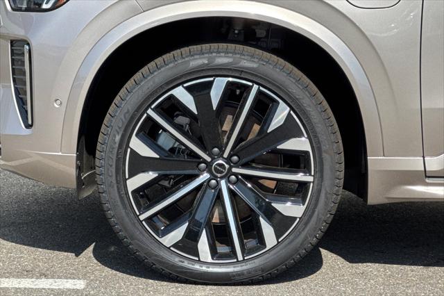2026 Volvo XC90 Plug-In Hybrid Plus, T8 AWD, Electric/Gasoline, Bright, 7 Seats