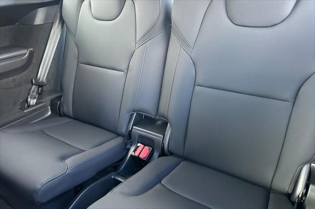 2026 Volvo XC90 Plus, B5 AWD Gas (mild hybrid), Gasoline, Bright, 7 Seats