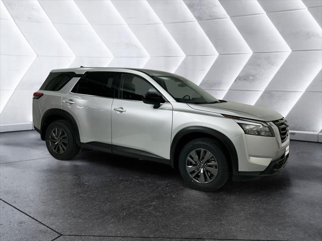 2024 Nissan Pathfinder S FWD