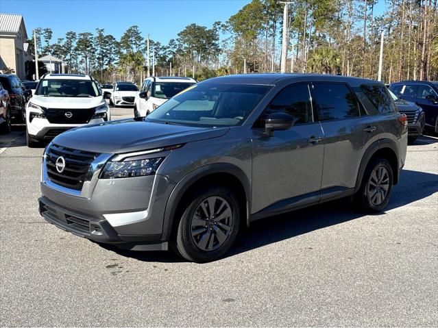 2024 Nissan Pathfinder S FWD