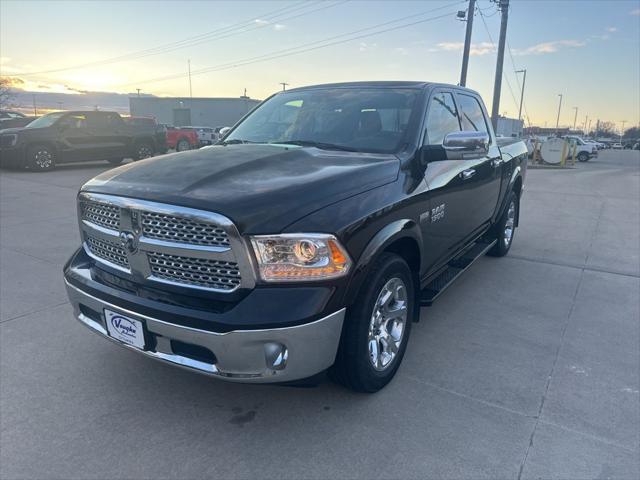 2017 RAM 1500 Laramie Crew Cab 4x4 57 Box
