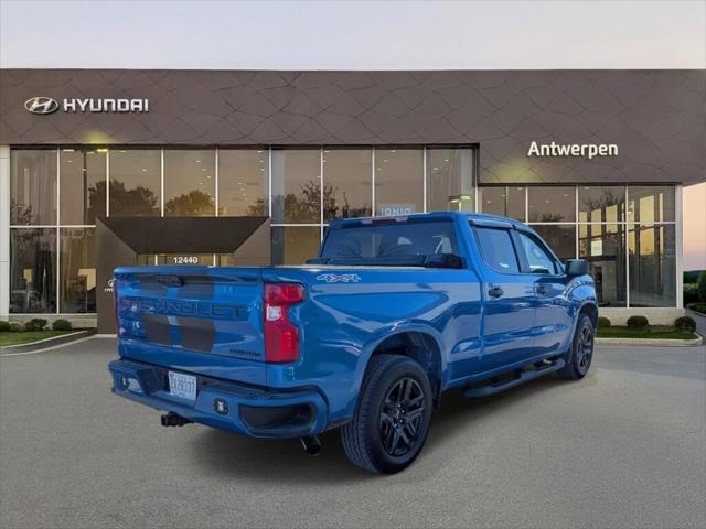 2022 Chevrolet Silverado 1500 4WD Crew Cab Standard Bed Custom