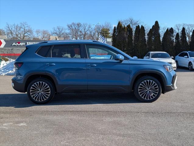 2025 Volkswagen Taos 1.5T SE