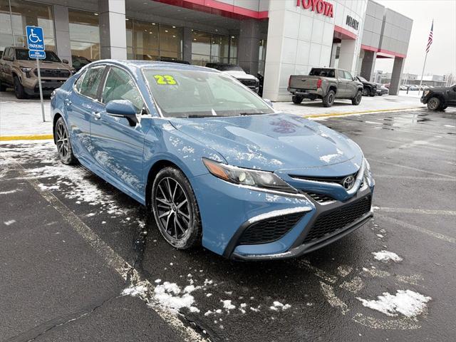 2023 Toyota Camry SE AWD