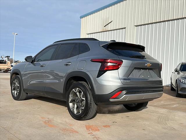 2025 Chevrolet Trax FWD LT