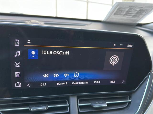 2025 Chevrolet Trax FWD LT