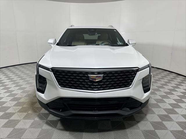 2024 Cadillac XT4 AWD Premium Luxury