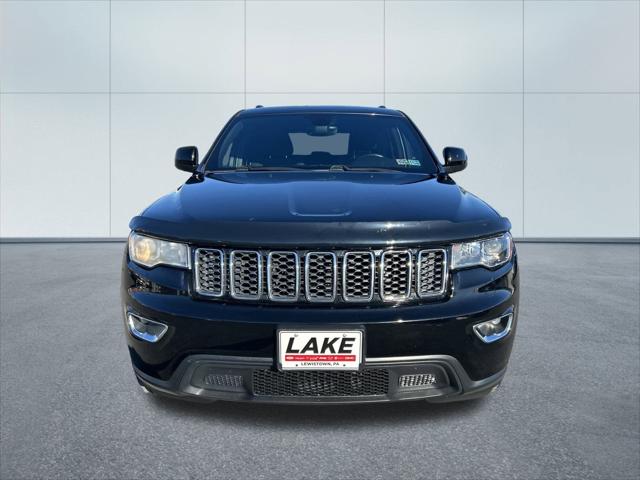 2017 Jeep Grand Cherokee Laredo 4x4 2017 Jeep Grand Cherokee Laredo 4x4