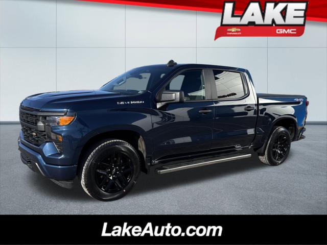 2023 Chevrolet Silverado 1500 4WD Crew Cab Short Bed Custom