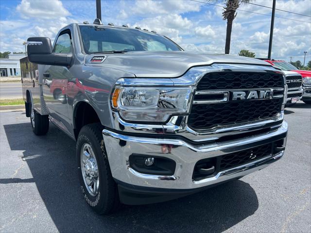 2023 RAM 2500 Tradesman Regular Cab 4x4 8 Box