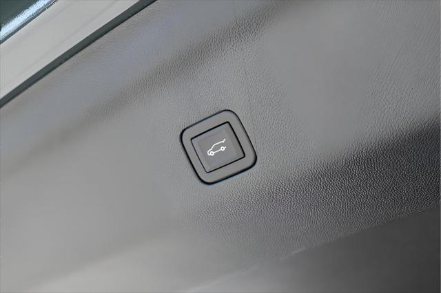 2026 GMC Yukon XL 4WD AT4