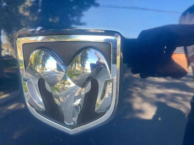 2021 Ram 1500 SLT Crew Cab 4x4 5'7" Box