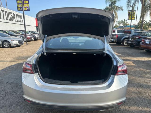 2022 Chevrolet Malibu FWD LT