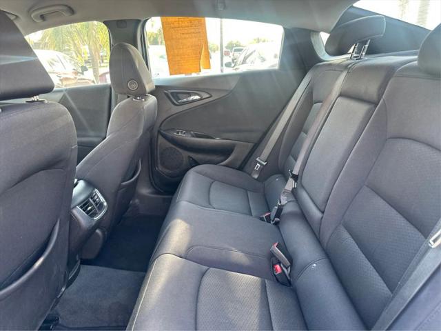 2022 Chevrolet Malibu FWD LT