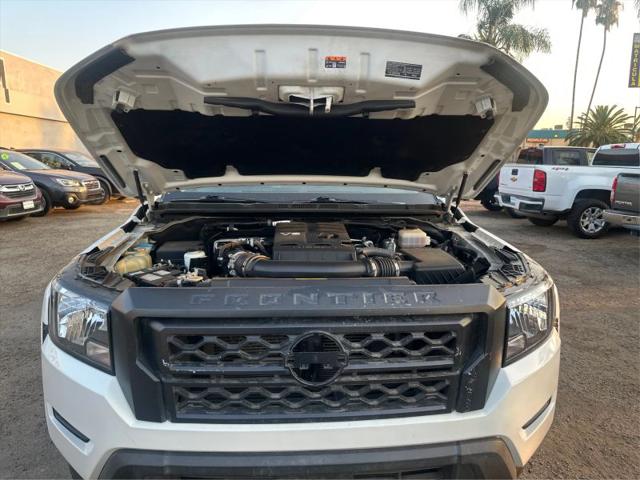 2022 Nissan Frontier Crew Cab S 4x2