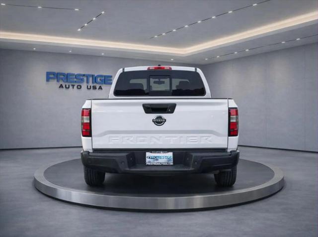 2022 Nissan Frontier Crew Cab S 4x2