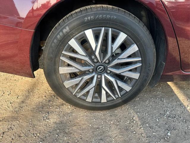 2023 Nissan Altima SV FWD