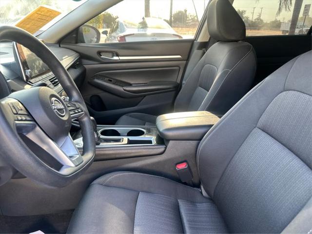2023 Nissan Altima SV FWD