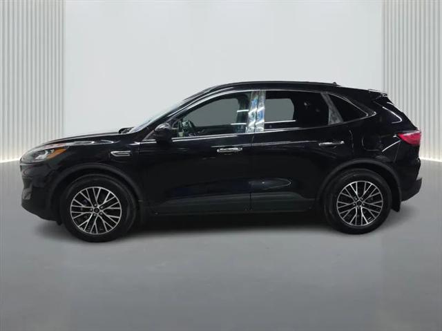 2022 Ford Escape Titanium Plug-In Hybrid