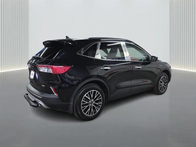 2022 Ford Escape Titanium Plug-In Hybrid