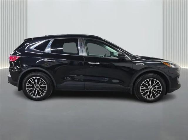 2022 Ford Escape Titanium Plug-In Hybrid