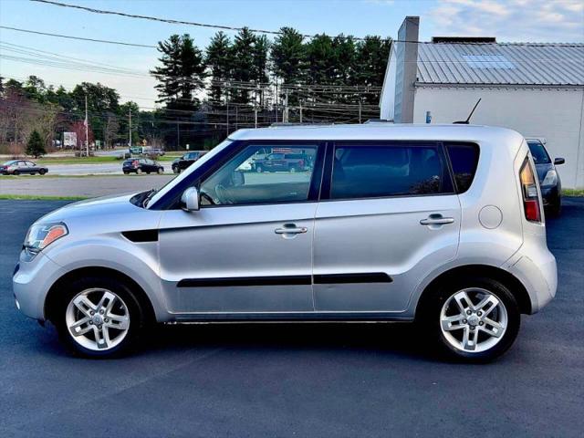 2011 Kia Soul +
