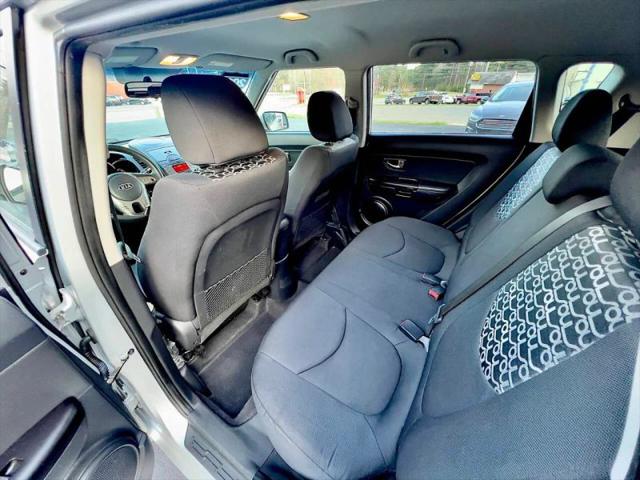 2011 Kia Soul +