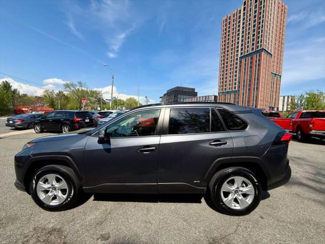 2020 Toyota RAV4 Hybrid LE