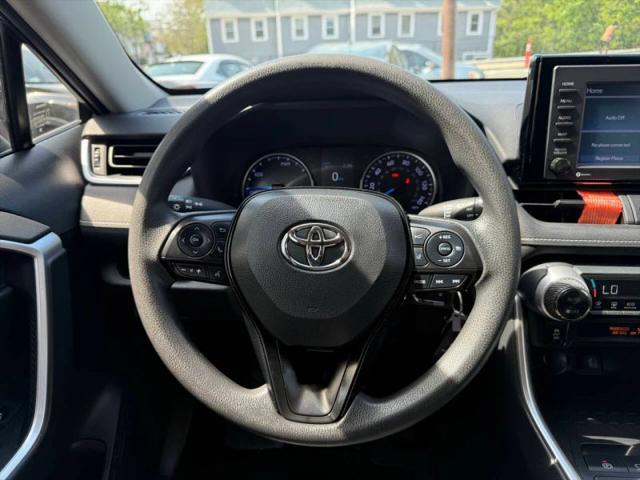 2020 Toyota RAV4 Hybrid LE