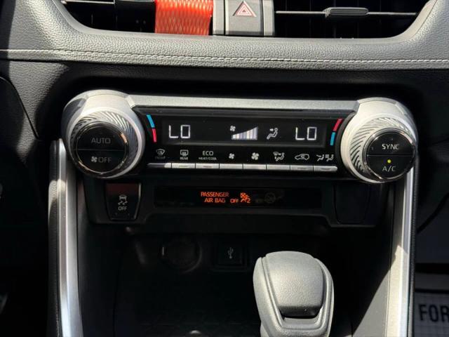 2020 Toyota RAV4 Hybrid LE