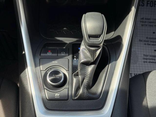 2020 Toyota RAV4 Hybrid LE