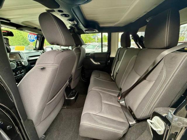 2013 Jeep Wrangler Unlimited Sahara