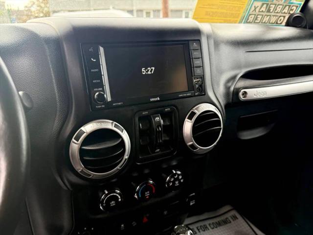 2013 Jeep Wrangler Unlimited Sahara