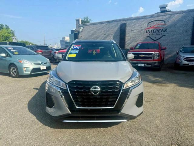 2021 Nissan Kicks SV Xtronic CVT