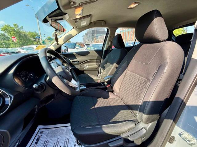 2021 Nissan Kicks SV Xtronic CVT