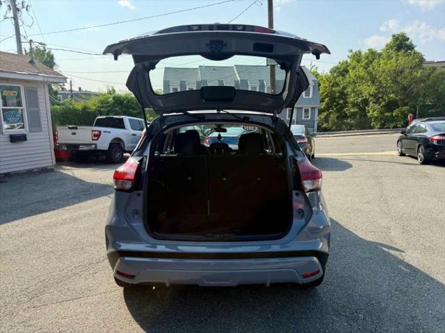 2021 Nissan Kicks SV Xtronic CVT