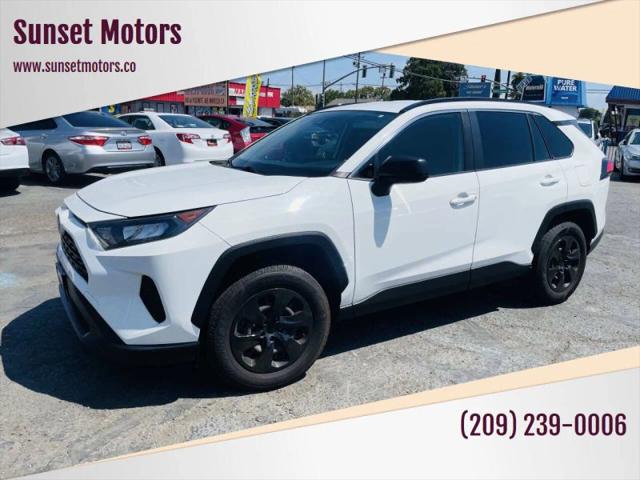 2019 Toyota RAV4 LE for sale in Manteca, CA