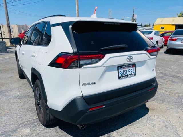 2019 Toyota RAV4 LE