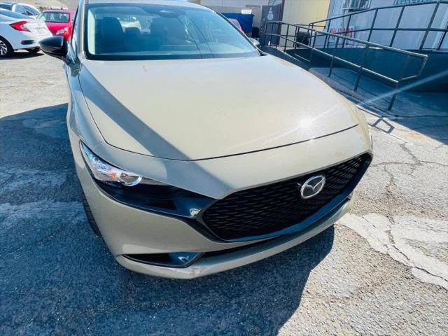 2024 Mazda Mazda3 2.5 Carbon Turbo