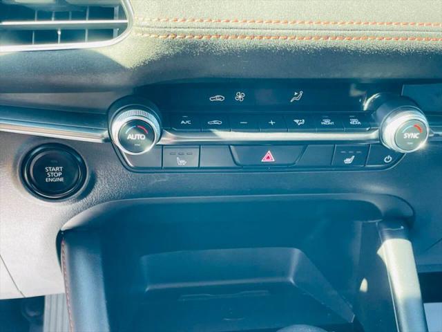 2024 Mazda Mazda3 2.5 Carbon Turbo