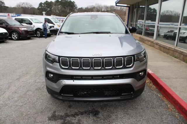 2022 Jeep Compass Latitude FWD