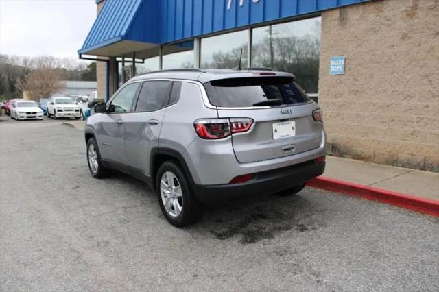 2022 Jeep Compass Latitude FWD