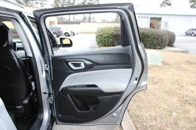 2022 Jeep Compass Latitude FWD