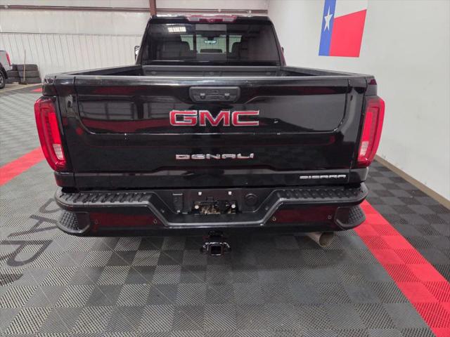 2022 GMC Sierra 2500HD 4WD Crew Cab Standard Bed Denali