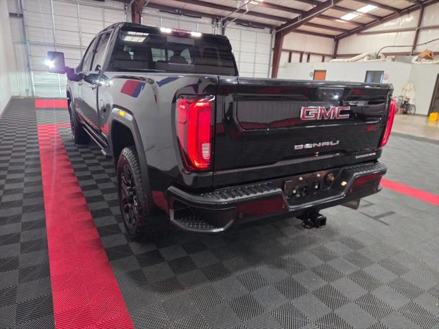 2022 GMC Sierra 2500HD 4WD Crew Cab Standard Bed Denali