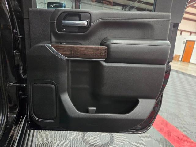 2022 GMC Sierra 2500HD 4WD Crew Cab Standard Bed Denali